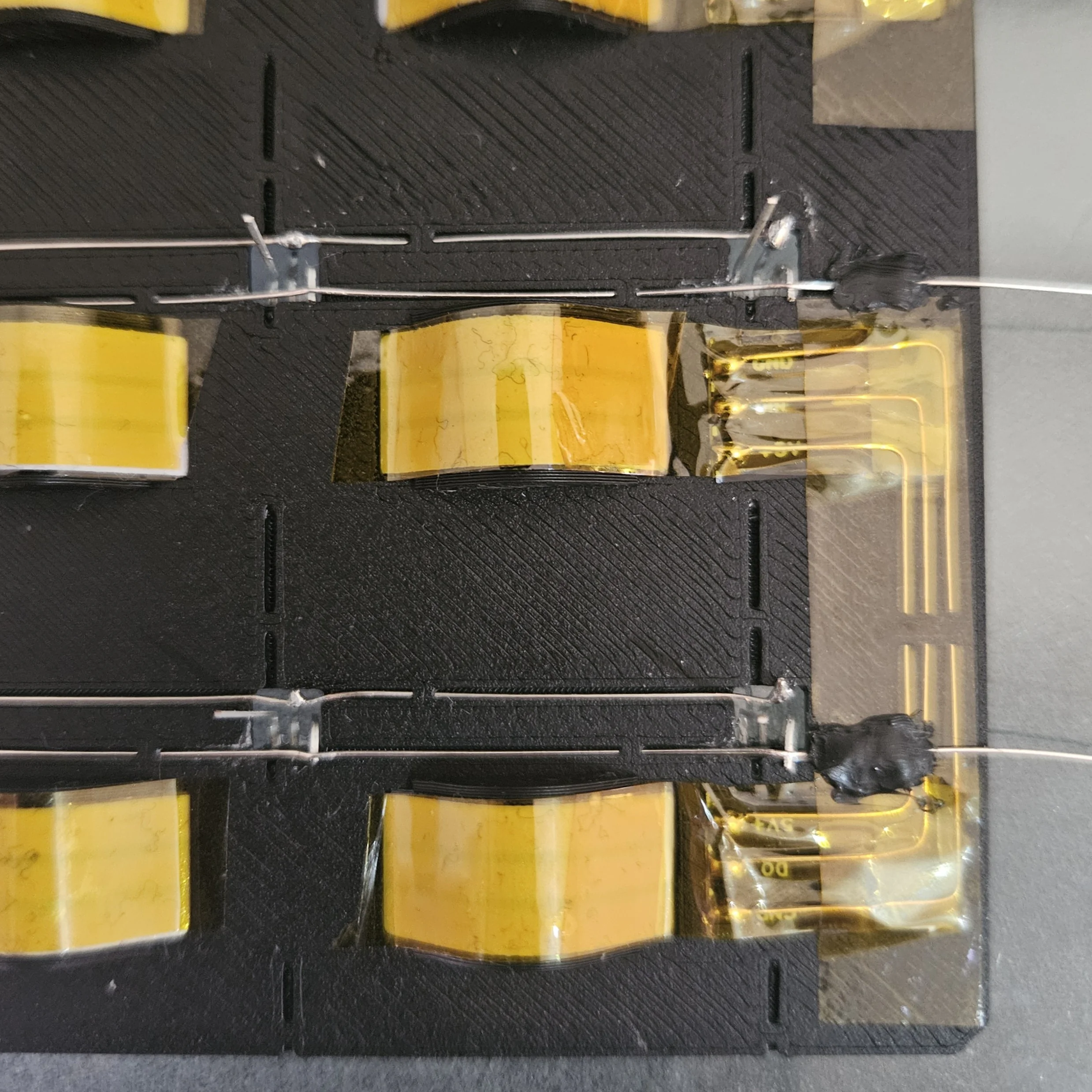 Passing row wires